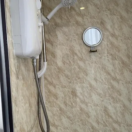 Gæstehus Diamonds Near Hospital