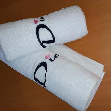 Diamonds Near Hospital Bed & Breakfast 3*