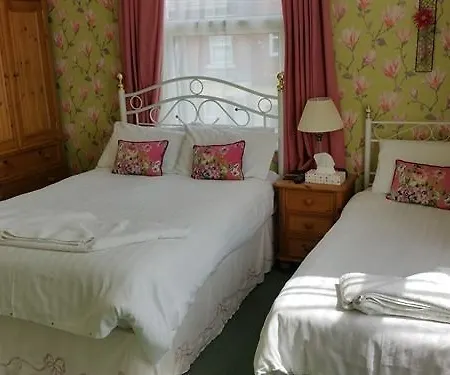 Bed & Breakfast Diamonds Near Hospital York