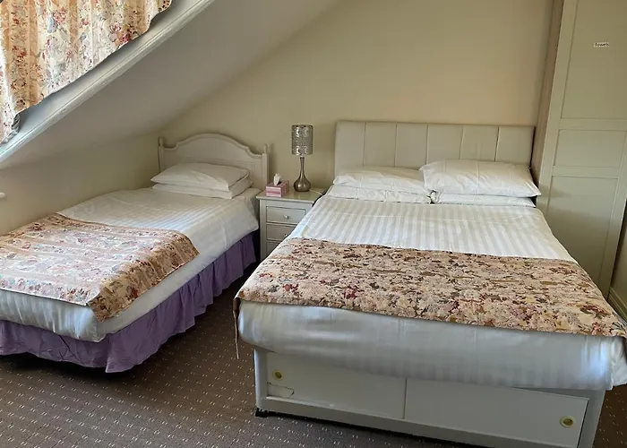 Guest house Diamonds York