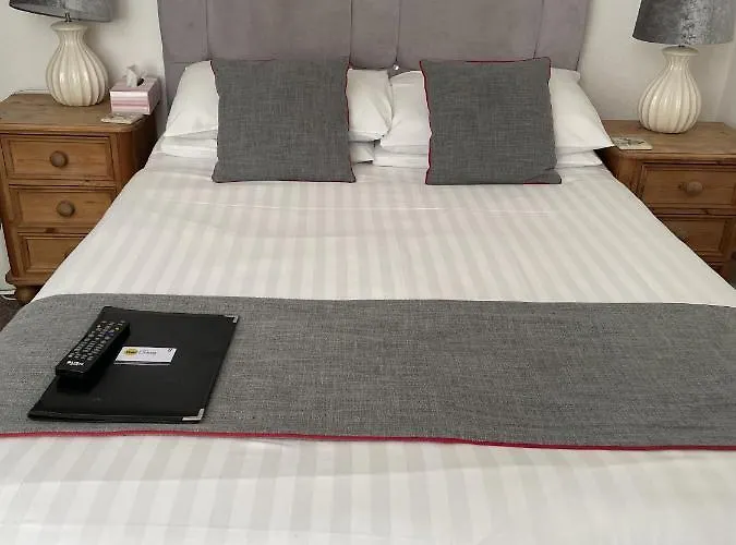 Diamonds Guest house York