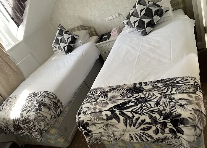 Diamonds Guest house 3*