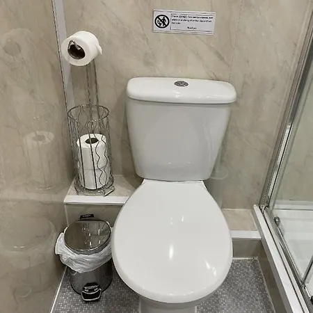 Diamonds Near Hospital Γιορκ