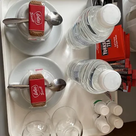 Diamonds Near Hospital Penzion